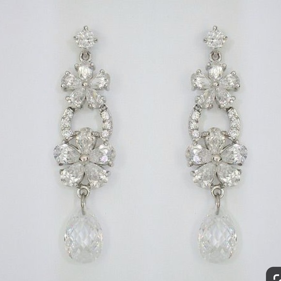 Laura Jayne Bridal CZ Flower Drop Earrings - Picture 1 of 2